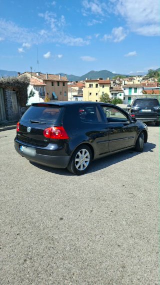 Volkswagen Golf 2005