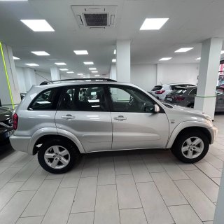 Toyota RAV4 4x4 150cv