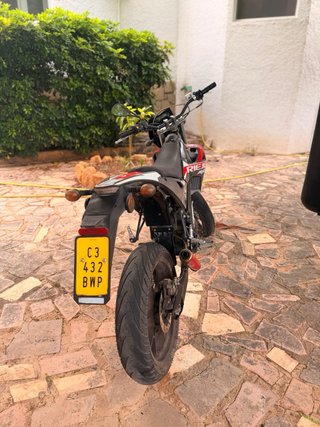 Moto Rieju MRT Supermotard 2022