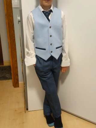 Traje de comunión azul niño marca Nena Trims t