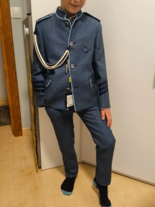 Traje de comunión azul niño marca Nena Trims t
