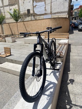 Spz epic 8 pro Talla M Gris Km 0