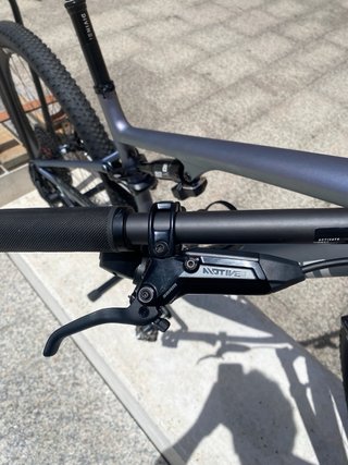 Spz epic 8 pro Talla M Gris Km 0