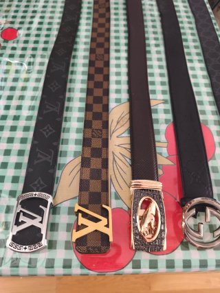 Cinturones de Marca Gucci y Louis Vuitton