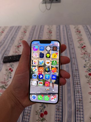 iPhone 14 128 GB Giallo