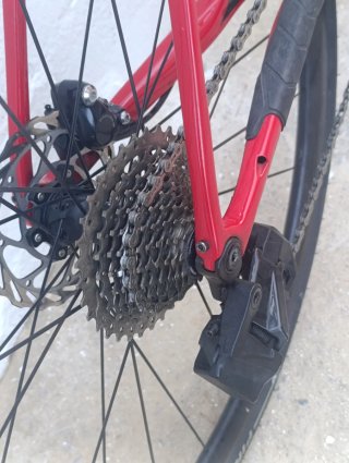 Bici Gravel Carretera Superior Roja