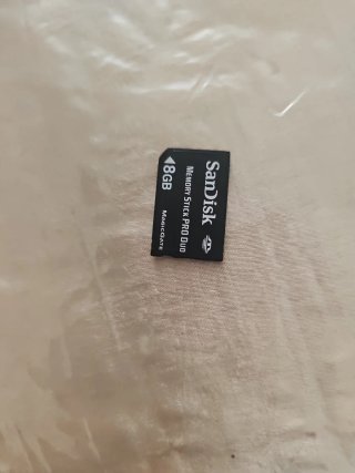 Carta di memoria SanDisk 8GB PSP