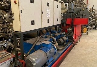 ** - MAQUINA PARA TRABAJOS FERRALLA