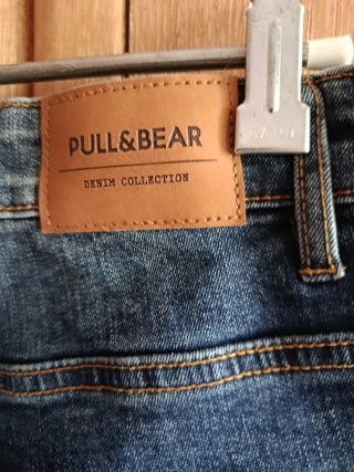 2 Pantalones vaqueros desgastados,