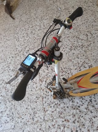 Patinete Eléctrico NEO 2000W (Baterías Rotas)