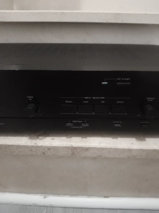 Luxman LV-111 Amplificador Negro