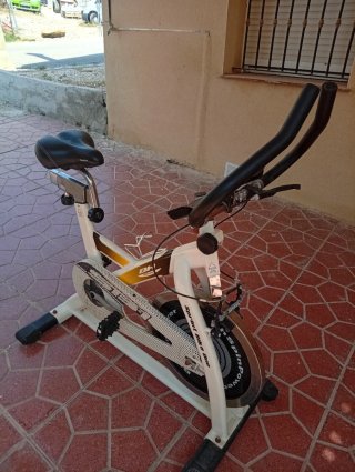 Bicicleta Estática BH Sprint Bike One