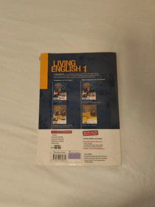 Living English 1 Bachillerato. Student's book