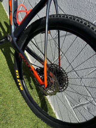 SCOTT SCALE 930 Sram AXS EAGLE + Cargador