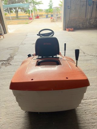 Tractor cortacésped STIHL RT 4082