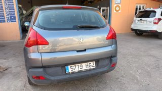 Peugeot 3008 2011