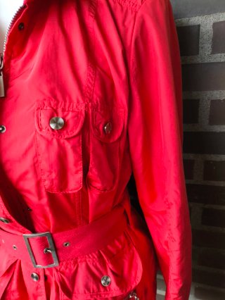 Chaqueta Zara Roja Talla L con Cinturón