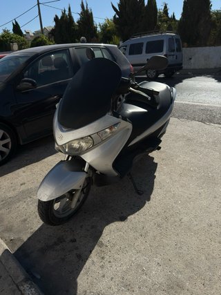 Suzuki Burgman UH125 2007