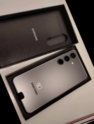 Samsung S24 Gris Usado