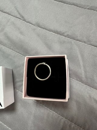 Anillo Pandora Plata con Diamante