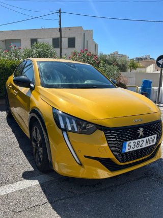 Peugeot 208 2023
