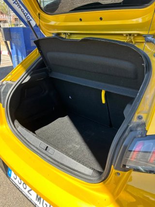 Peugeot 208 2023