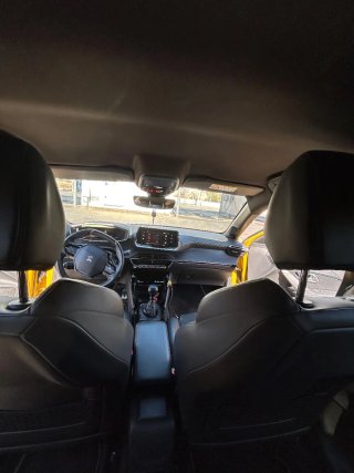 Peugeot 208 2023