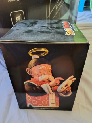 Muñeco Son Gohan Dragon Ball en su caja