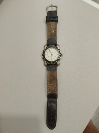 Reloj Victorinox - Funciona, necesita pila