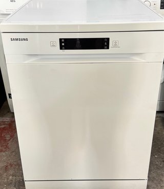 LAVAVAJILLAS SAMSUNG EN BLANCO DOS BANDEJAS