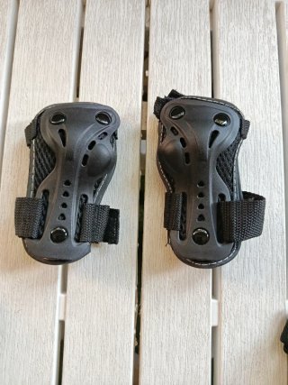 Protecciones Patinaje Niños sin usar