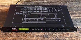 Yamaha TX81z FM Sintetizador Módulo