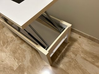MESA EXTENSIBLE ABATIBLE DE CONSOLA COMPACTA.