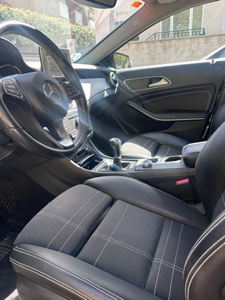 Mercedes-Benz GLA 2017 gasolina 76.000 km