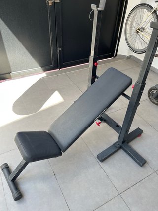 Banco reclinable para pesas