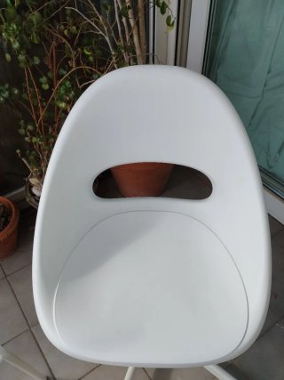 Silla Ikea Blanca Plástico y metal
