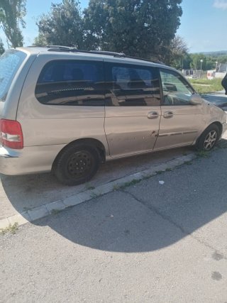 KIA Carnival 2005