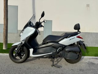 Maxi Scooter Yamaha XMAX 125cc