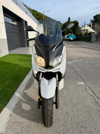 Maxi Scooter Yamaha XMAX 125cc