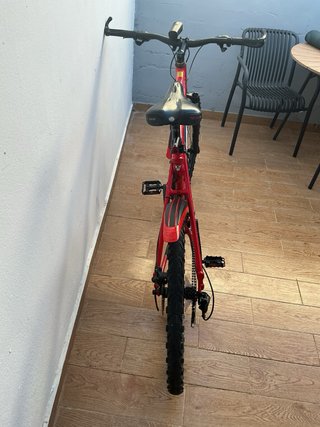 Bicicleta GT Avalanche 2.0 - 26