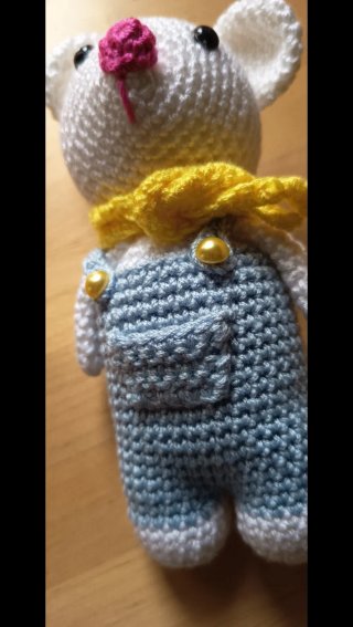 Ratón Amigurumi con bolsillo para diente