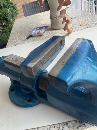 Tornillo de banco Irimo 100 Forjado