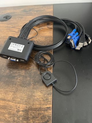 Conmutador KVM VGA con Botón de Control