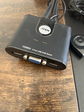 Conmutador KVM VGA con Botón de Control