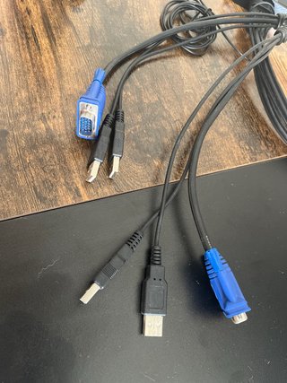 Conmutador KVM VGA con Botón de Control