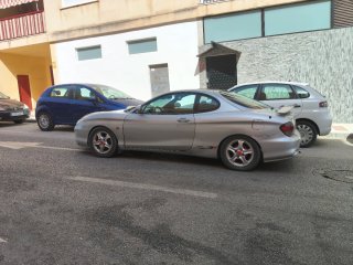 Hyundai Coupe 2001