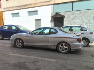 Hyundai Coupe 2001