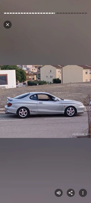 Hyundai Coupe 2001