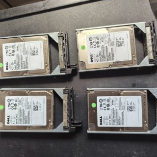 4 Discos Duros SAS 10K Dell Savvio 146GB