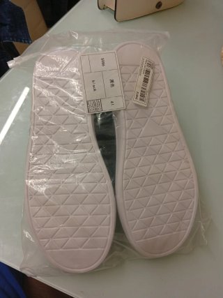 Scarpe alla moda da uomo